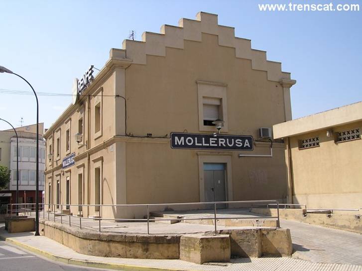 MollerussaPresent.jpg